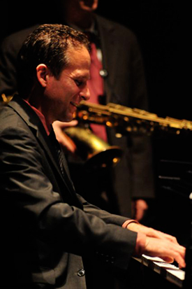 profile1 Eli Yamin at Dizzy's Club, Jazz at Lincoln<br /> Center, NYC. Photo by Frank Stewart